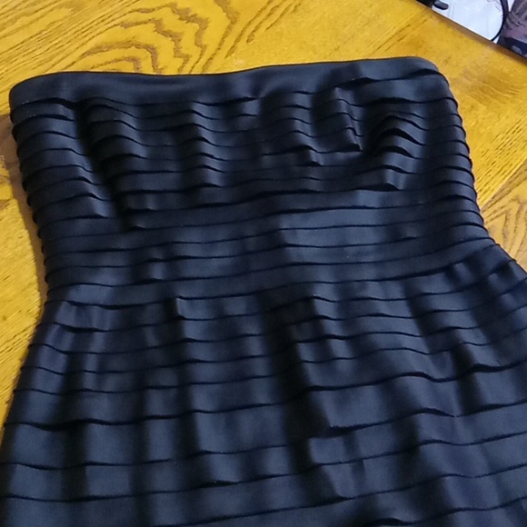 Tadashi Shoji Womens Dress BLACK TIERED 8 Preowned Strapless Used - Picture 7 of 16